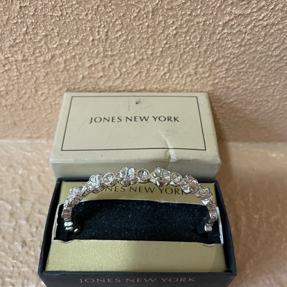 Jones New York Silver Textured Bangle - Picture 1 of 5